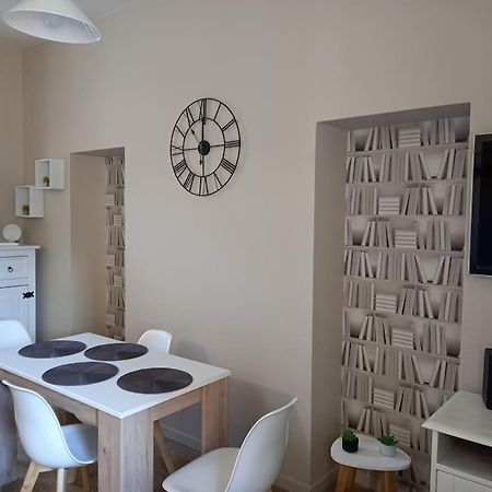 Apartamento Le Cocoon De Py - Superbe T2 Au Calme Avec Garage Bagnères-de-Bigorre Exterior foto